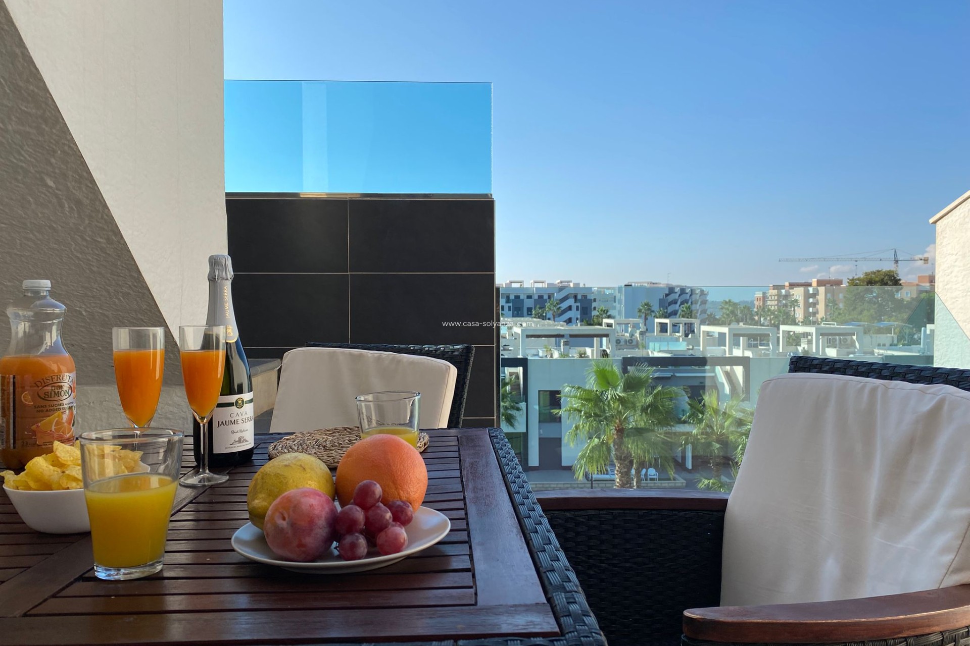 Resale - Apartment / flat - El Raso - Costa Blanca