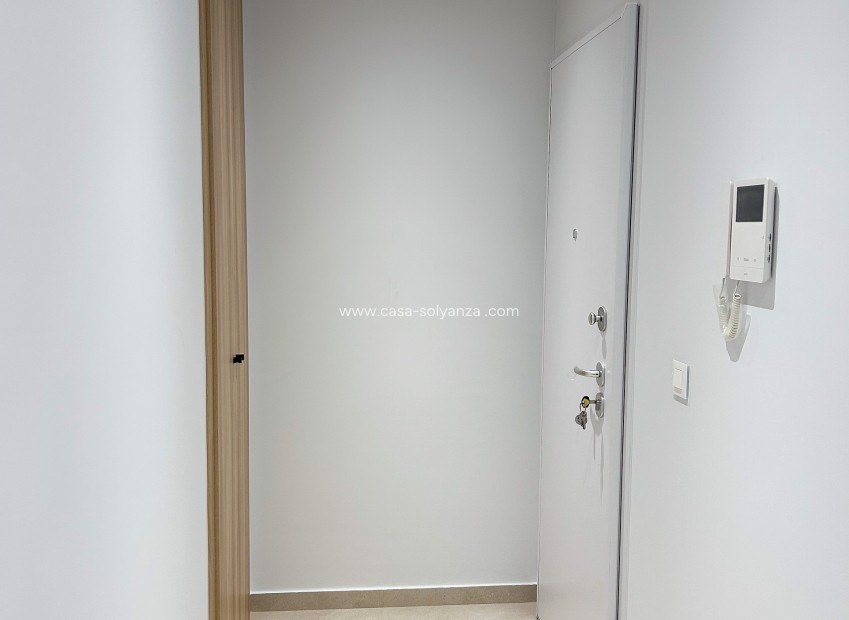 Resale - Apartment / flat - El Raso - Costa Blanca