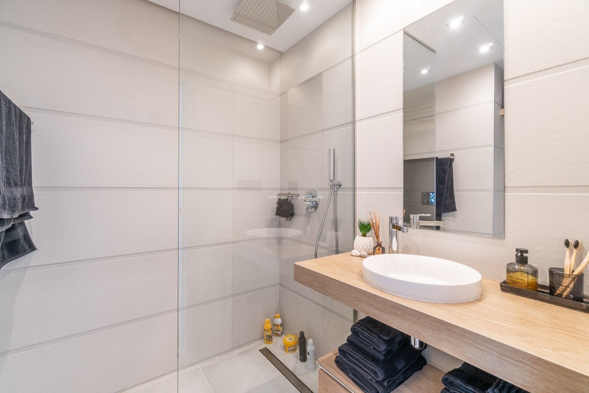 Resale - Apartment / flat - El Raso - Costa Blanca