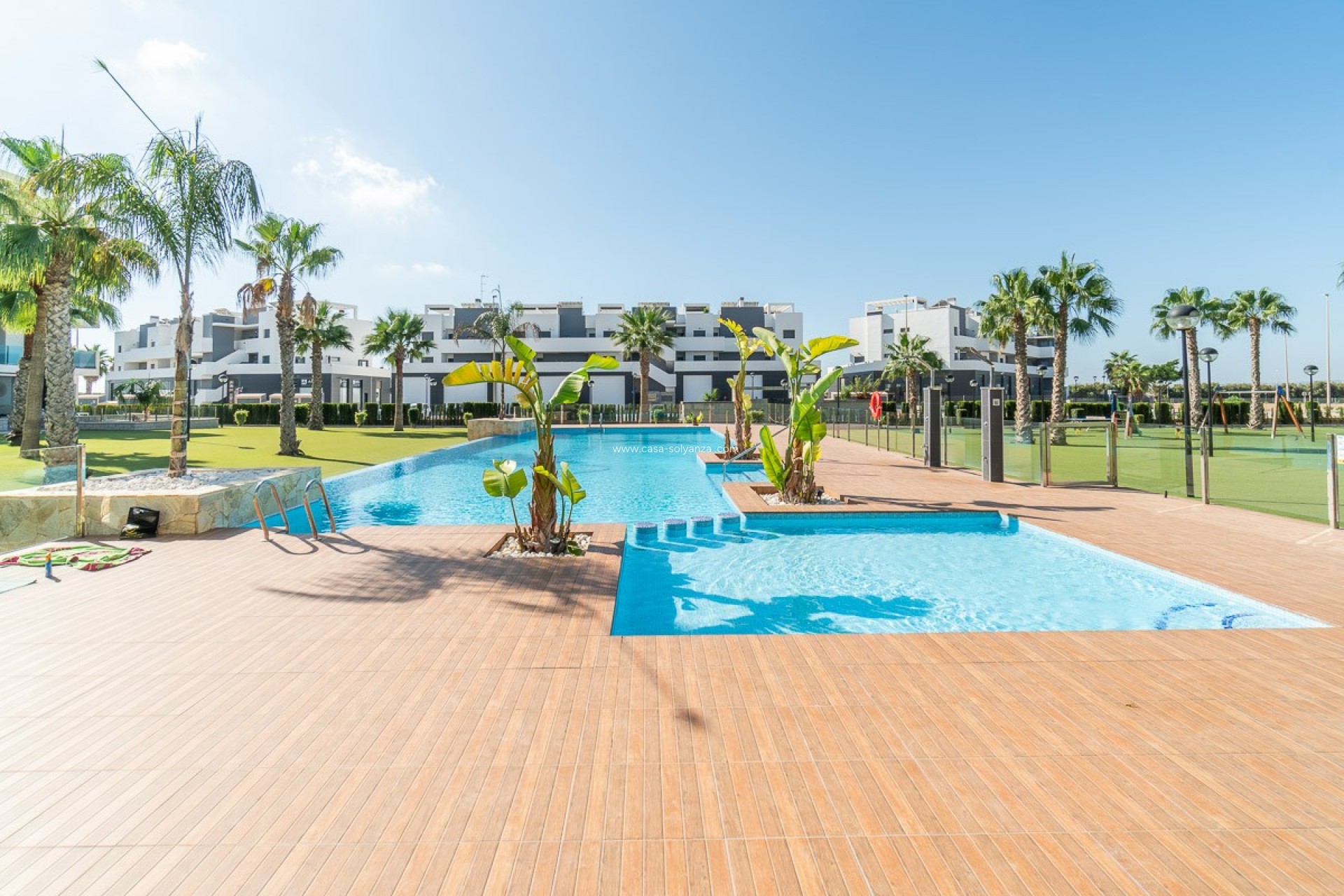 Resale - Apartment / flat - El Raso - Costa Blanca