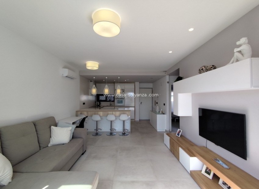 Resale - Apartment / flat - El Raso