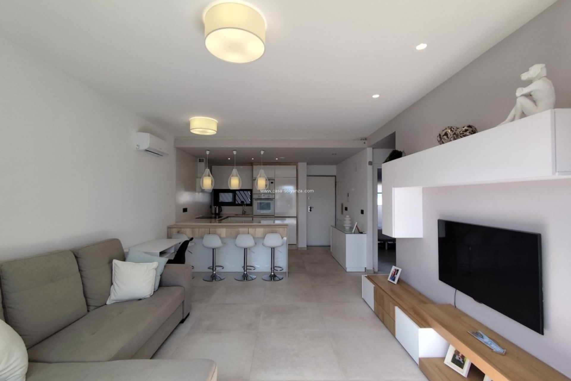 Resale - Apartment / flat - El Raso