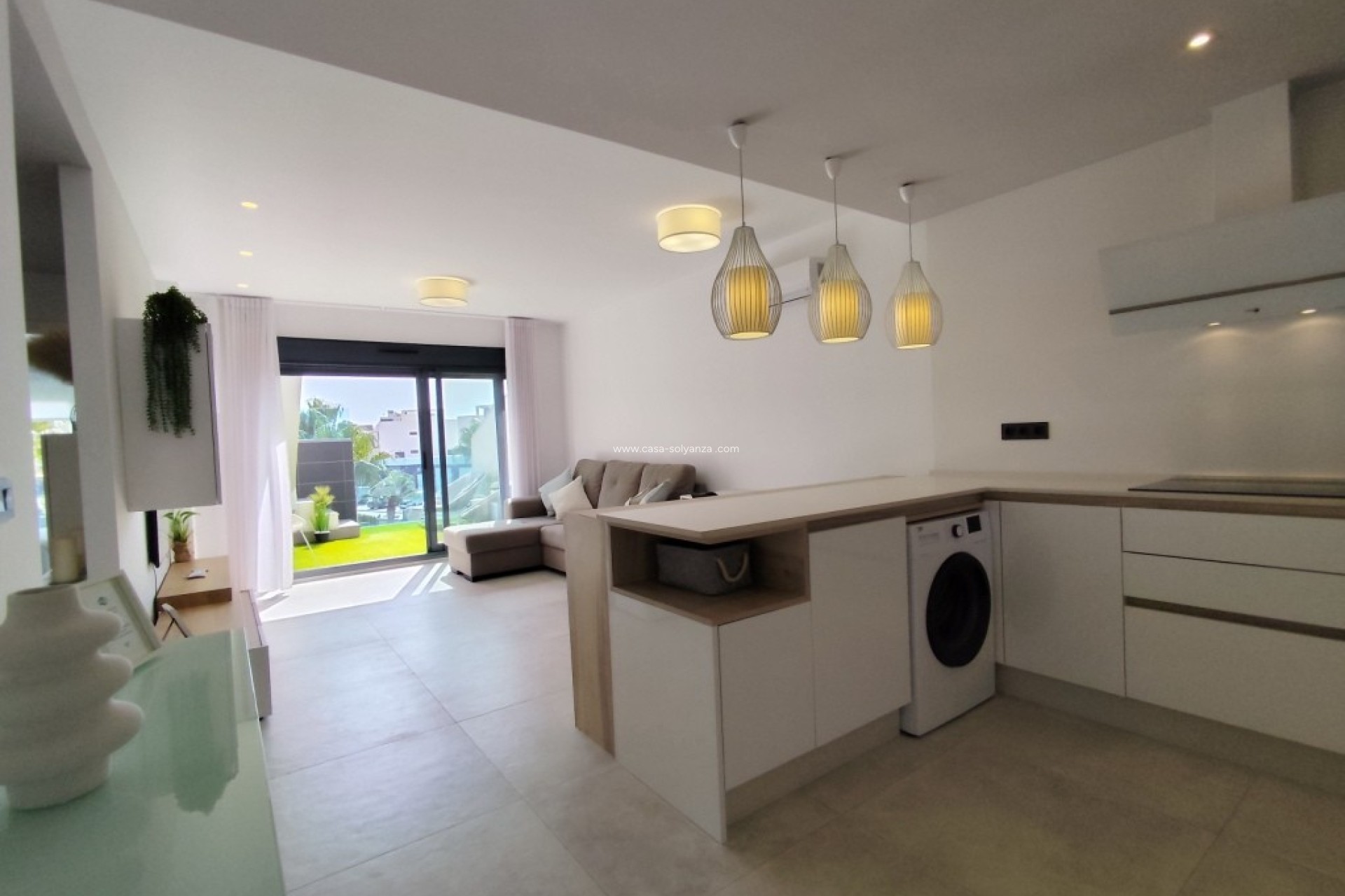 Resale - Apartment / flat - El Raso