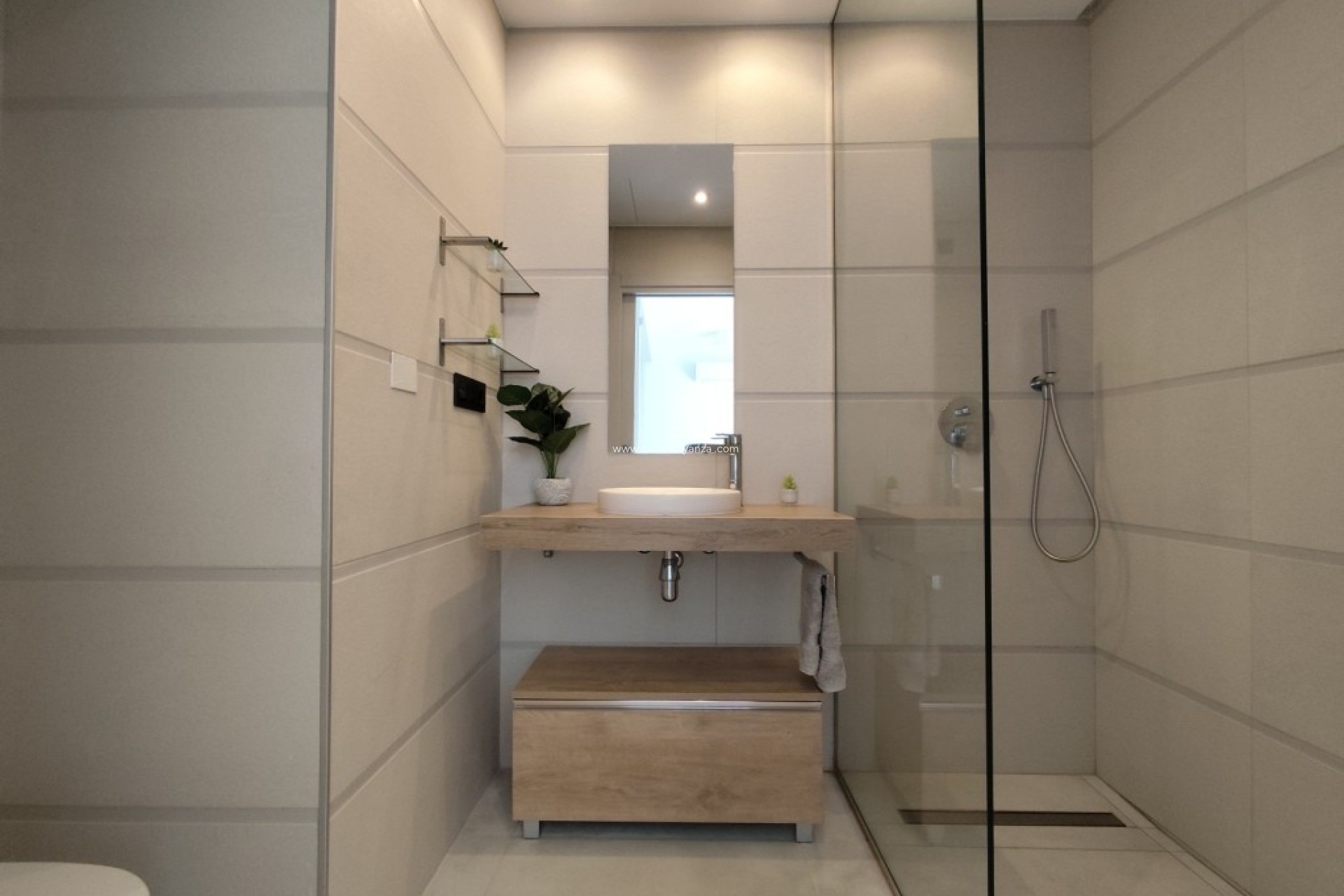 Resale - Apartment / flat - El Raso