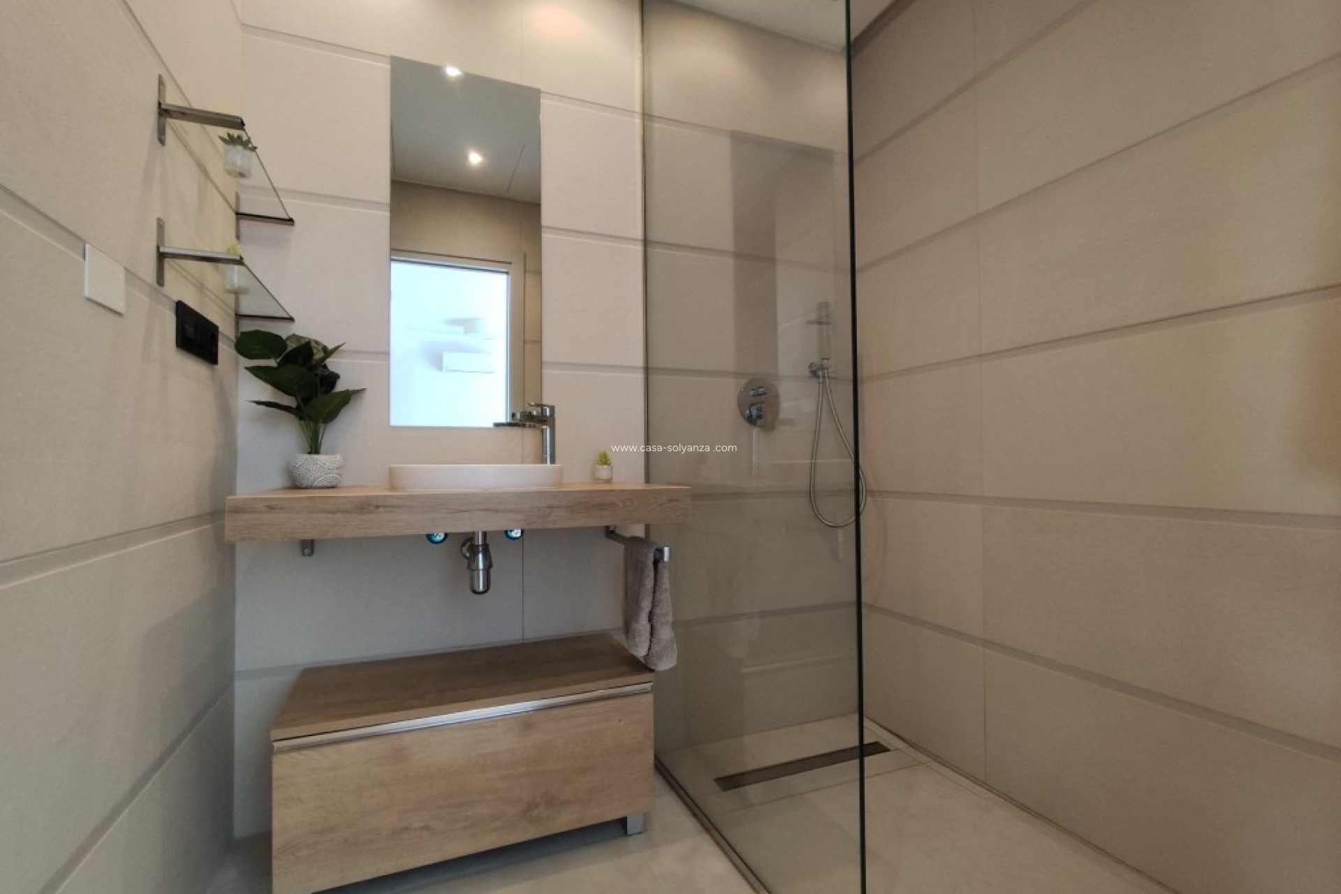 Resale - Apartment / flat - El Raso