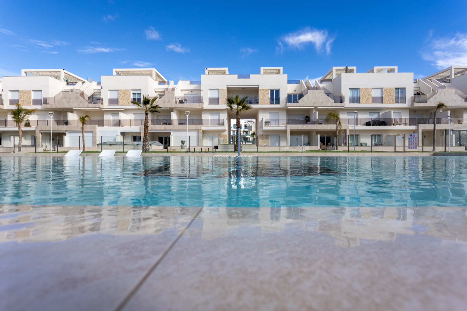 Resale - Apartment / flat - El Raso