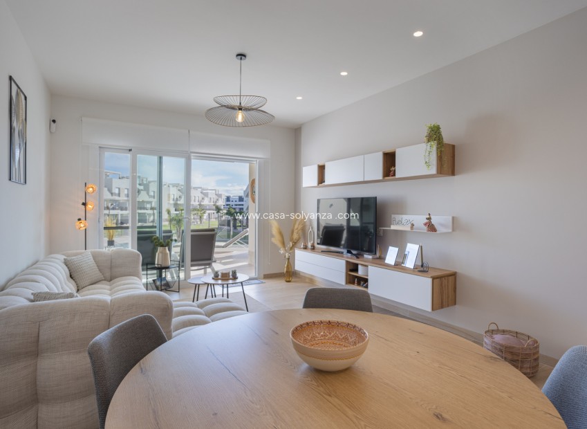 Resale - Apartment / flat - El Raso