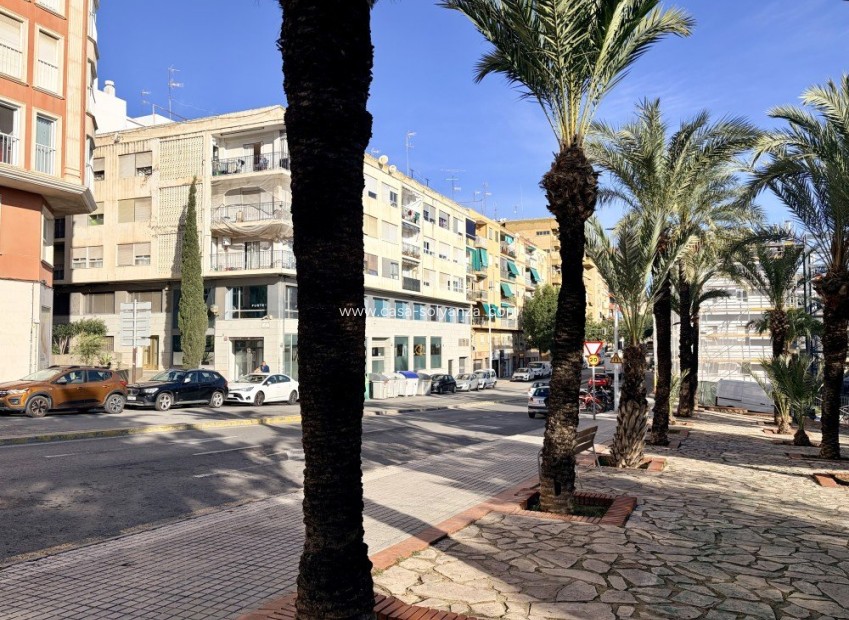 Resale - Apartment / flat - Elche - Costa Blanca