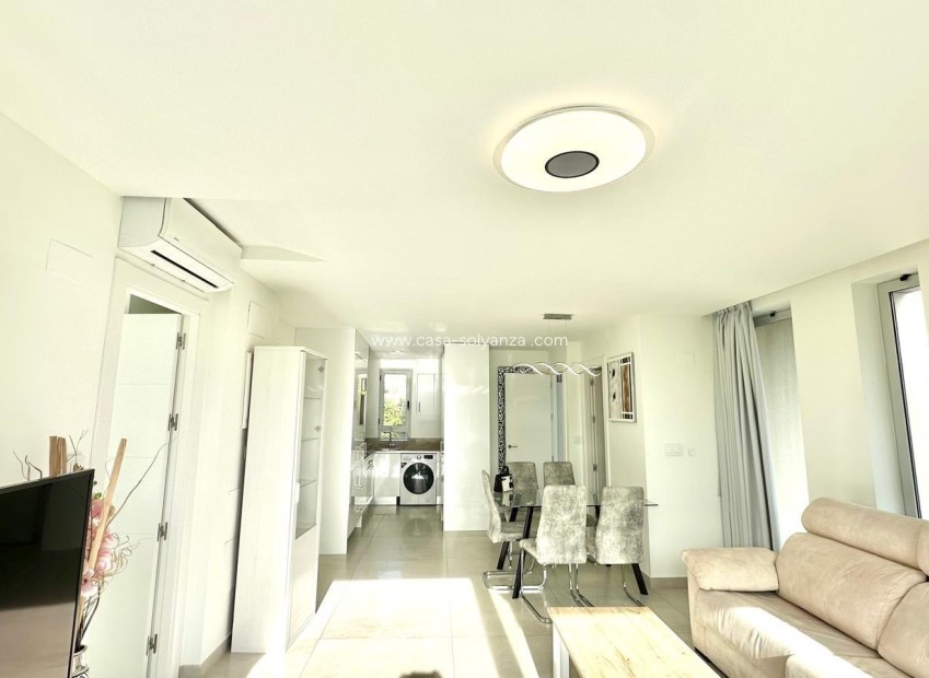 Resale - Apartment / flat - Finestrat