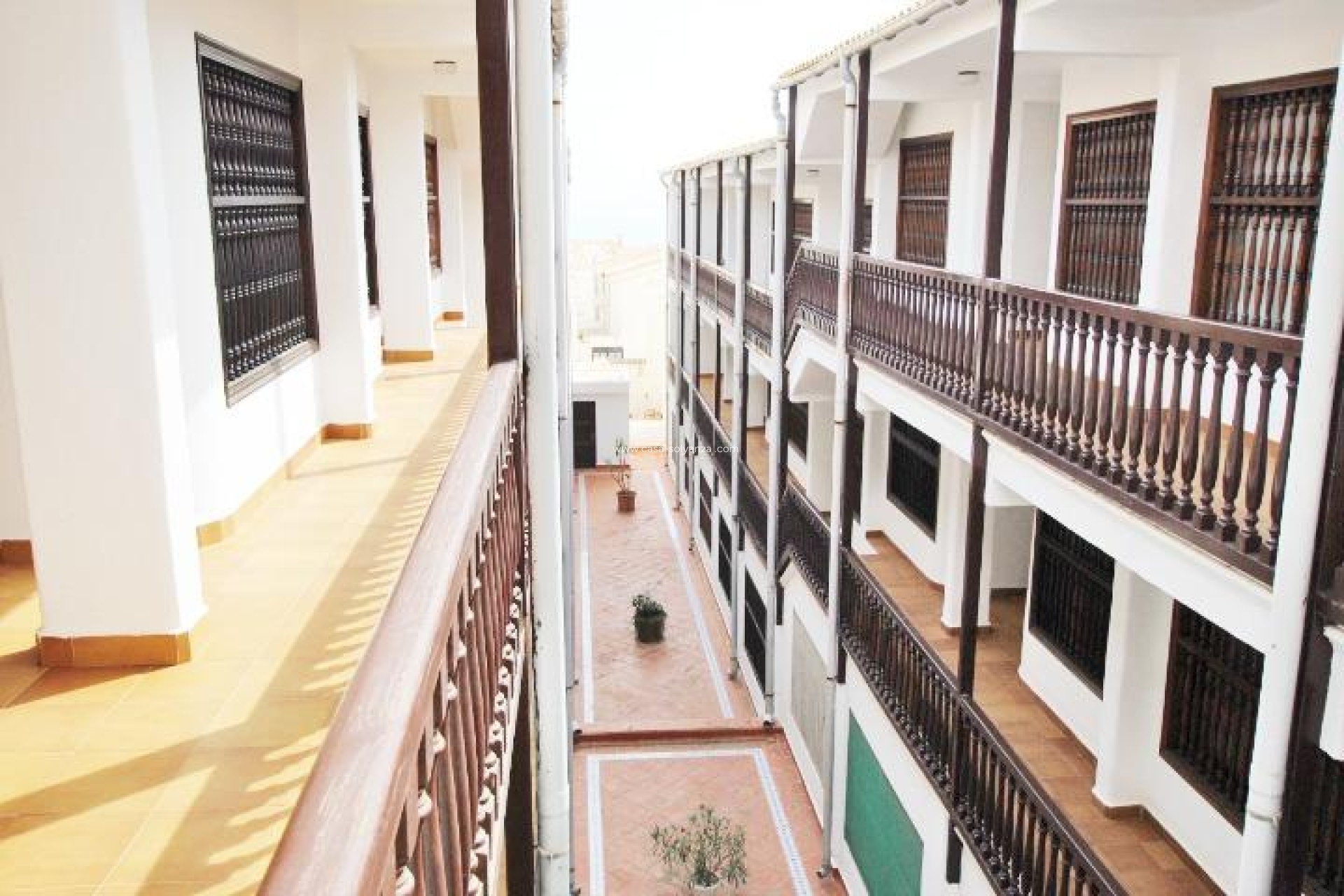 Resale - Apartment / flat - Guardamar del Segura - Benamor