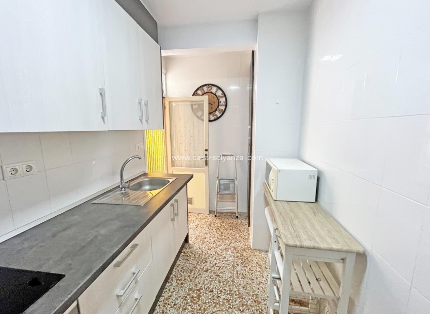 Resale - Apartment / flat - Guardamar del Segura - Center
