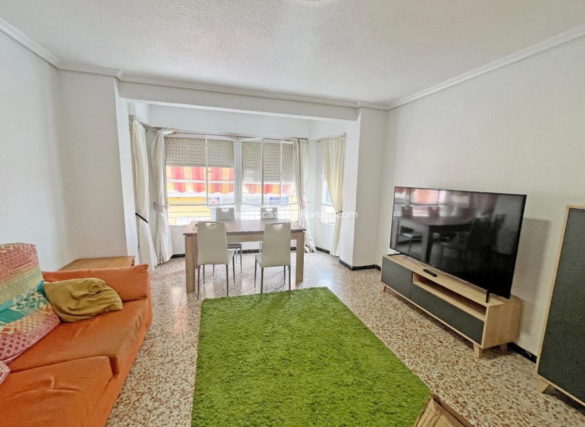 Resale - Apartment / flat - Guardamar del Segura - Center
