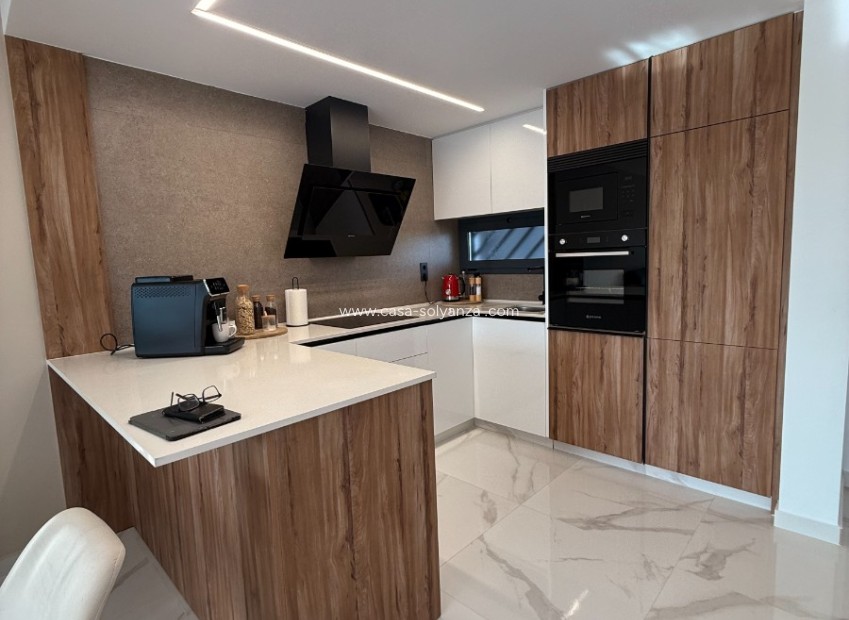 Resale - Apartment / flat - Guardamar del Segura - Costa Blanca