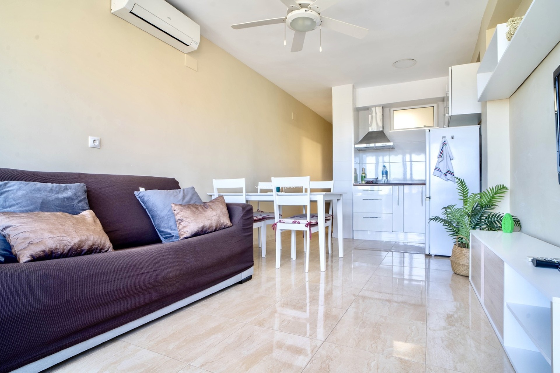 Resale - Apartment / flat - Guardamar del Segura - Costa Blanca