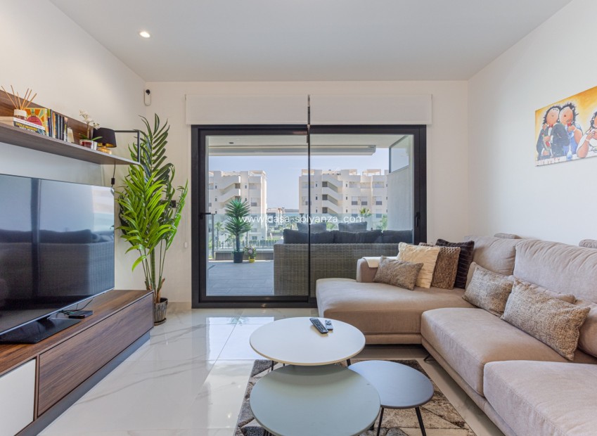 Resale - Apartment / flat - Guardamar del Segura - El Raso