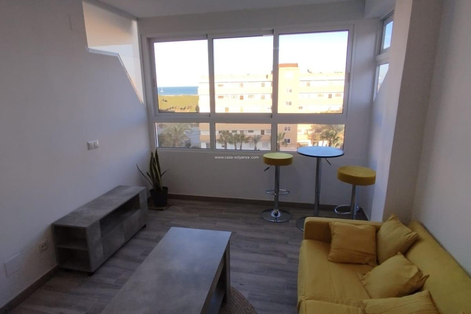 Resale - Apartment / flat - Guardamar del Segura - Pinomar
