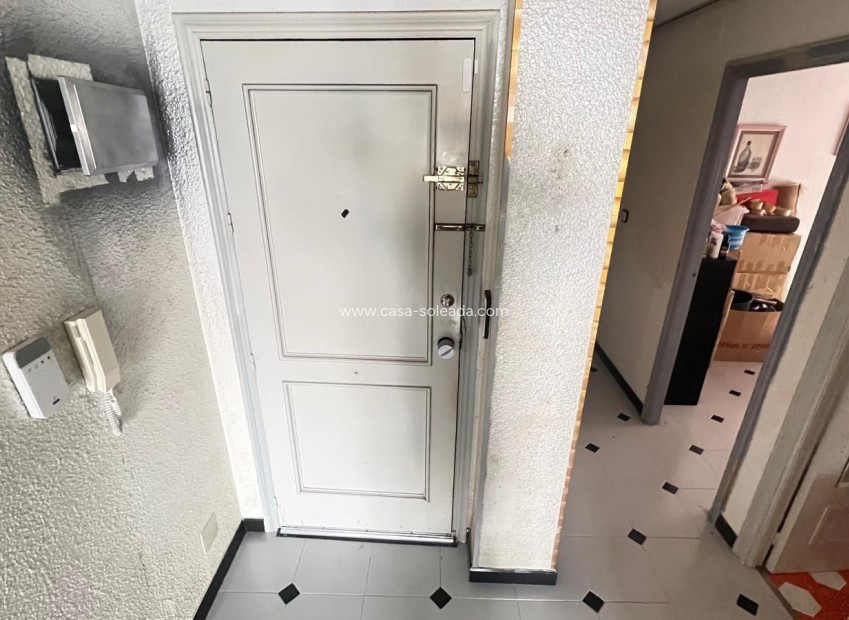 Resale - Apartment / flat - Guardamar del Segura - Pueblo