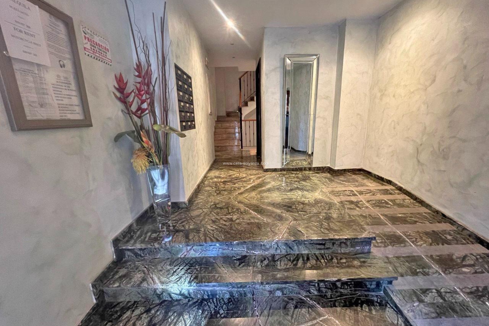 Resale - Apartment / flat - Guardamar del Segura - Pueblo