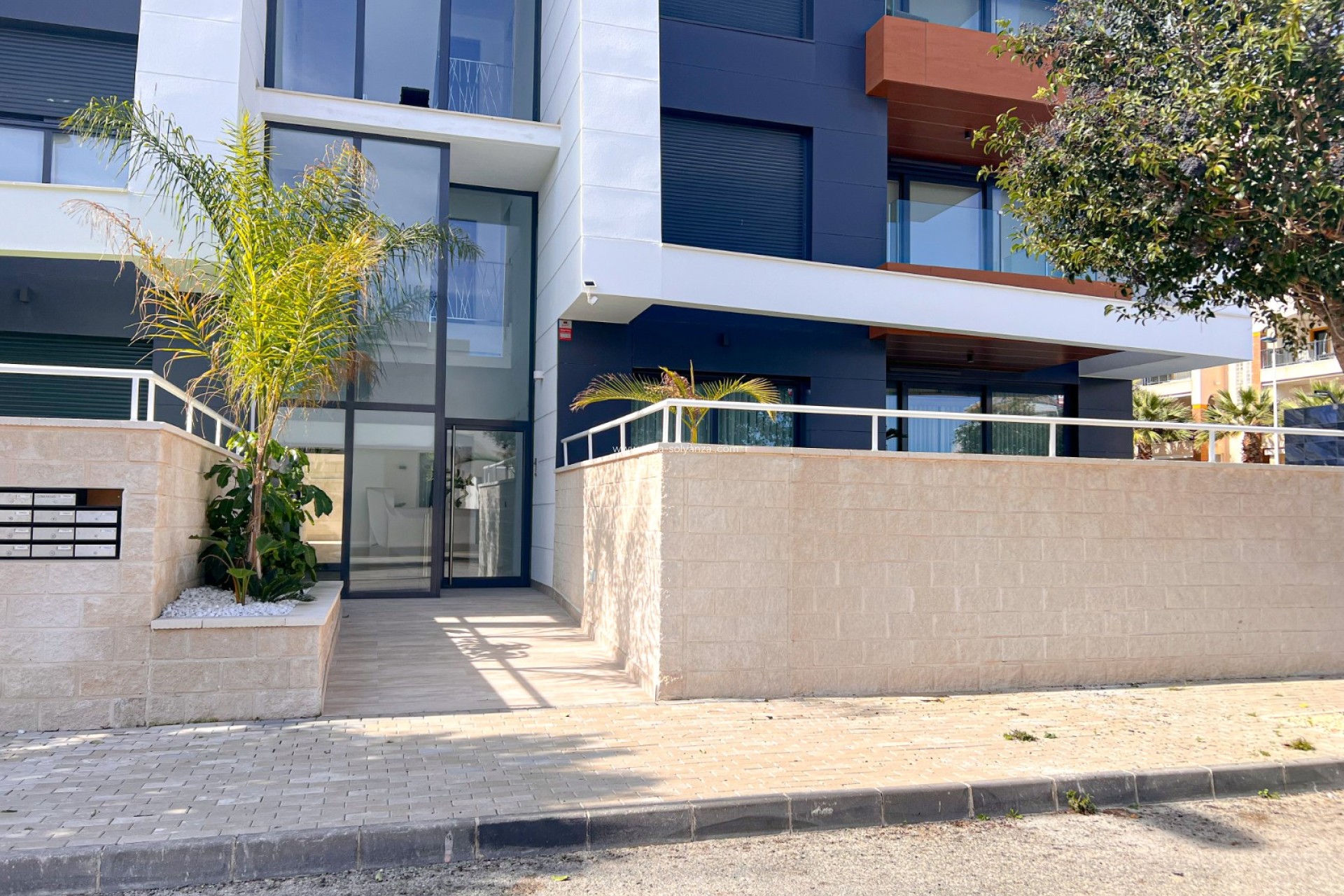 Resale - Apartment / flat - Guardamar del Segura - Urbanizaciones