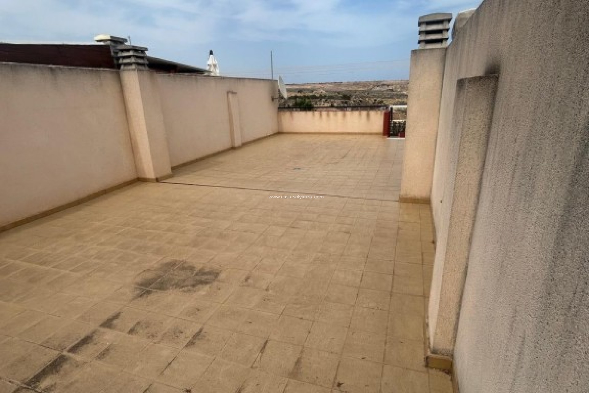 Resale - Apartment / flat - La Marina - Costa Blanca