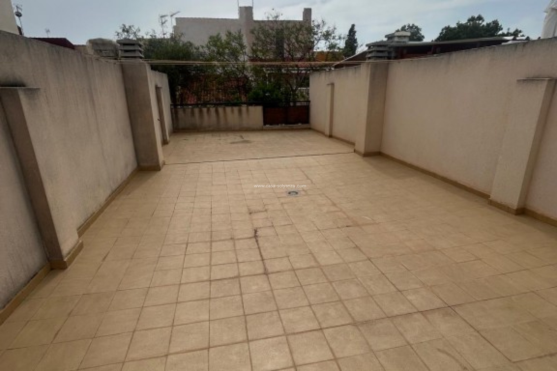 Resale - Apartment / flat - La Marina - Costa Blanca