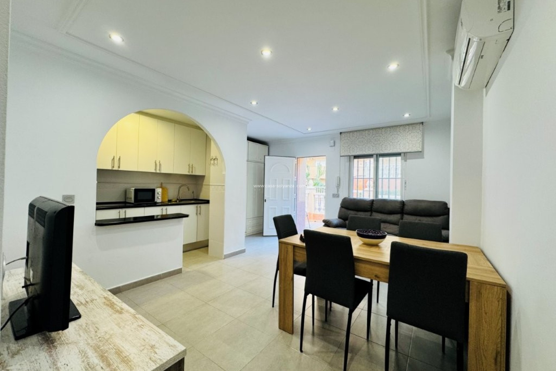 Resale - Apartment / flat - La Mata - Alanis