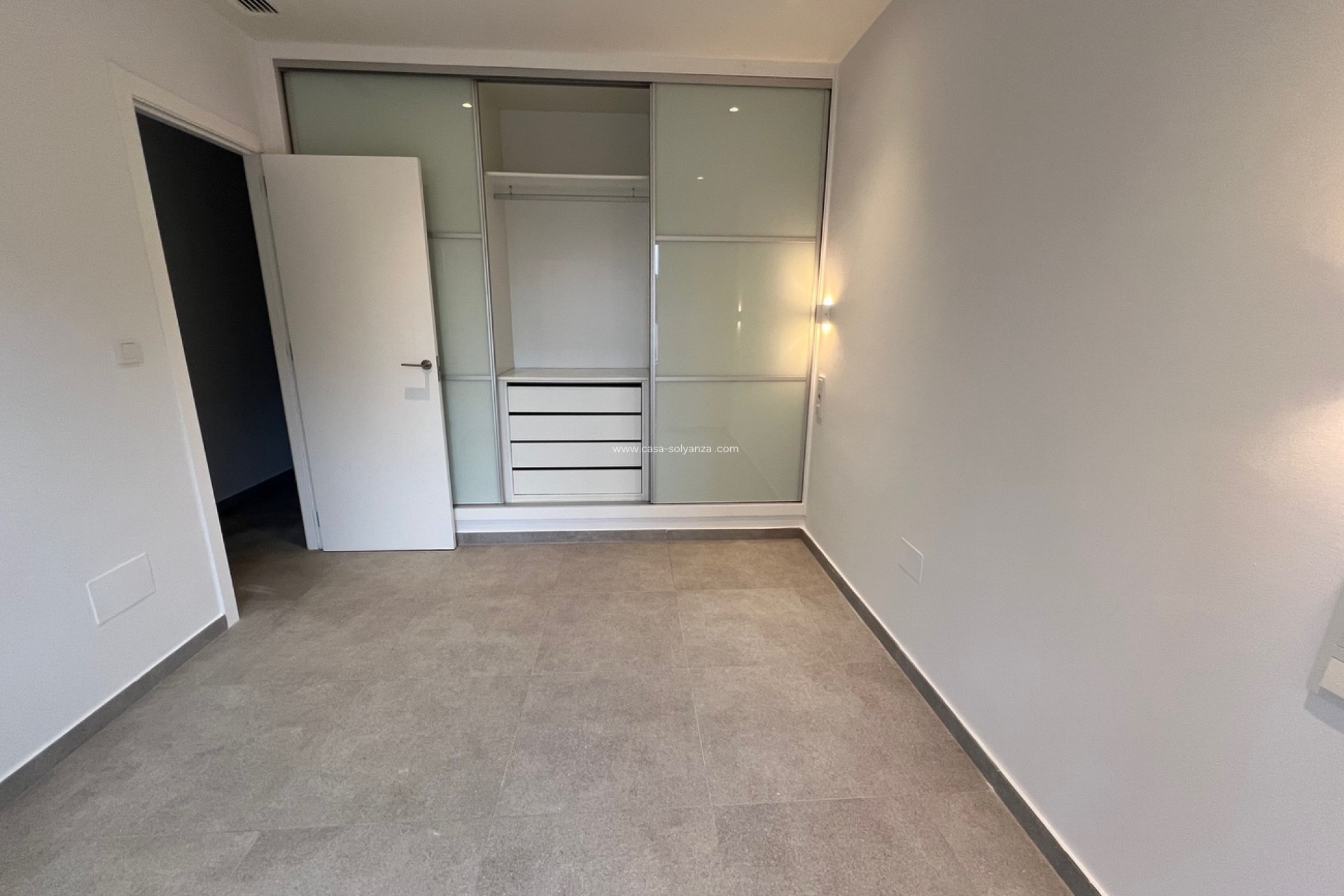 Resale - Apartment / flat - La Mata - avda de los Europeos