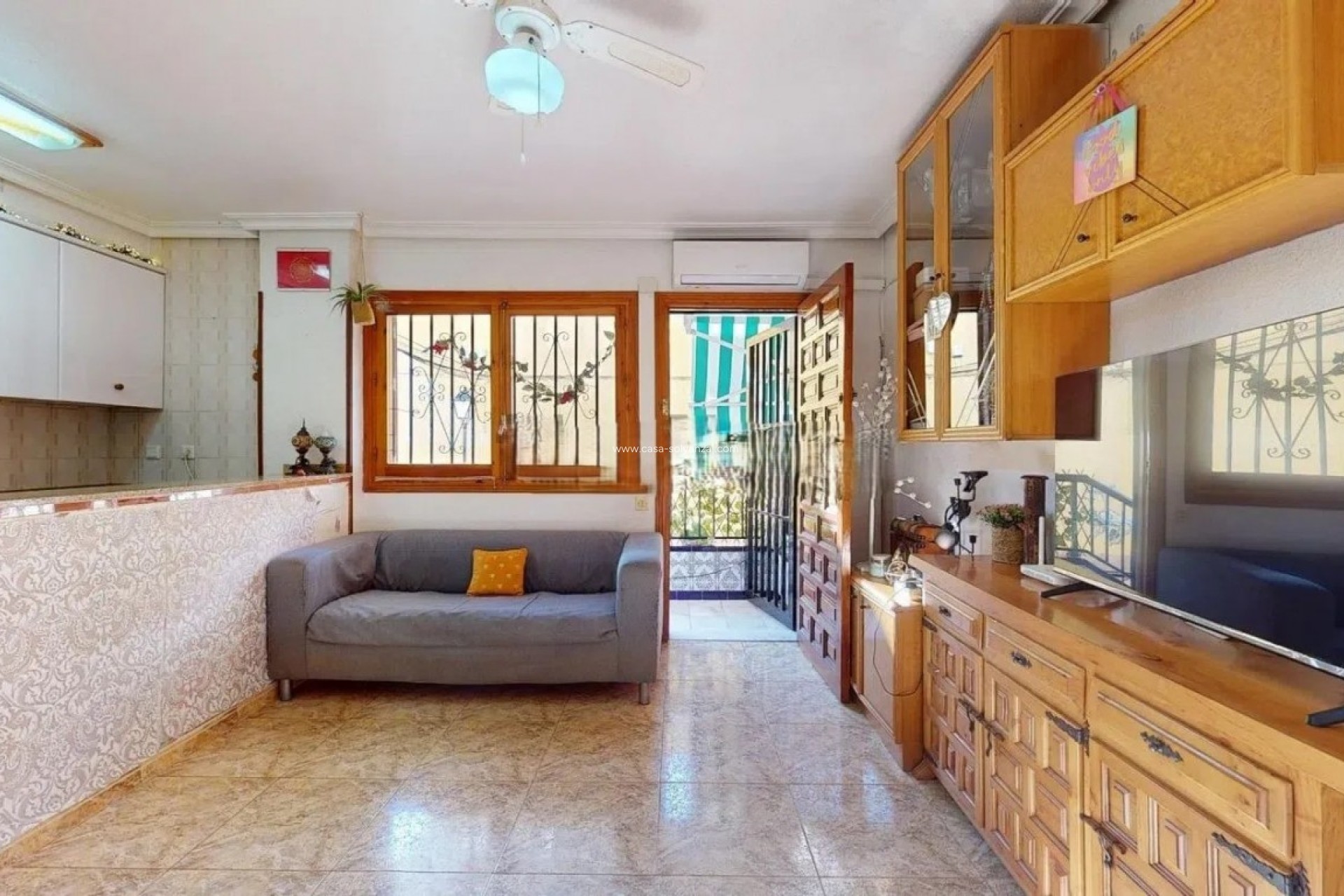 Resale - Apartment / flat - La Mata - Costa Blanca