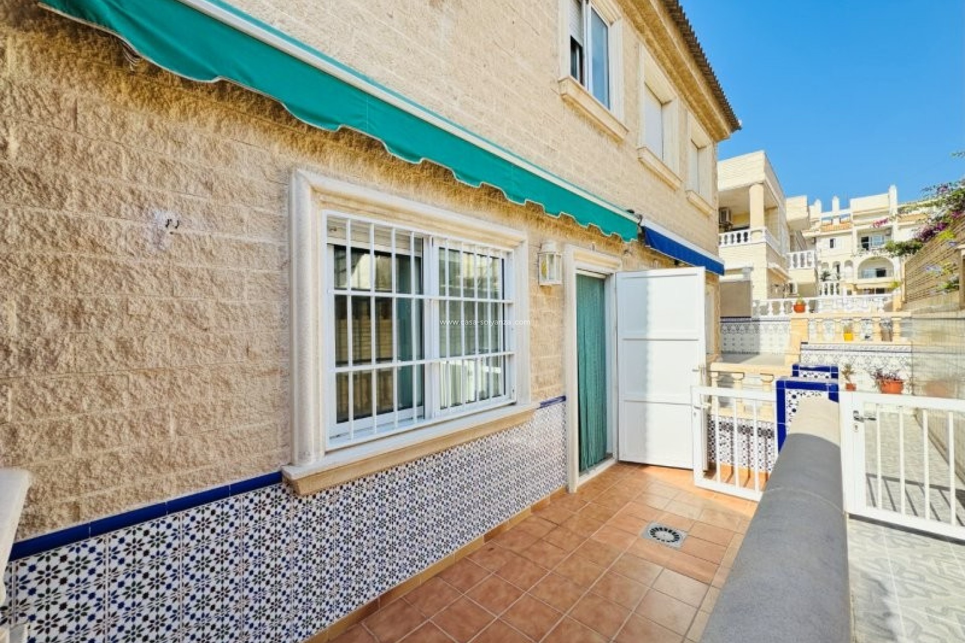 Resale - Apartment / flat - La Mata - Costa Blanca