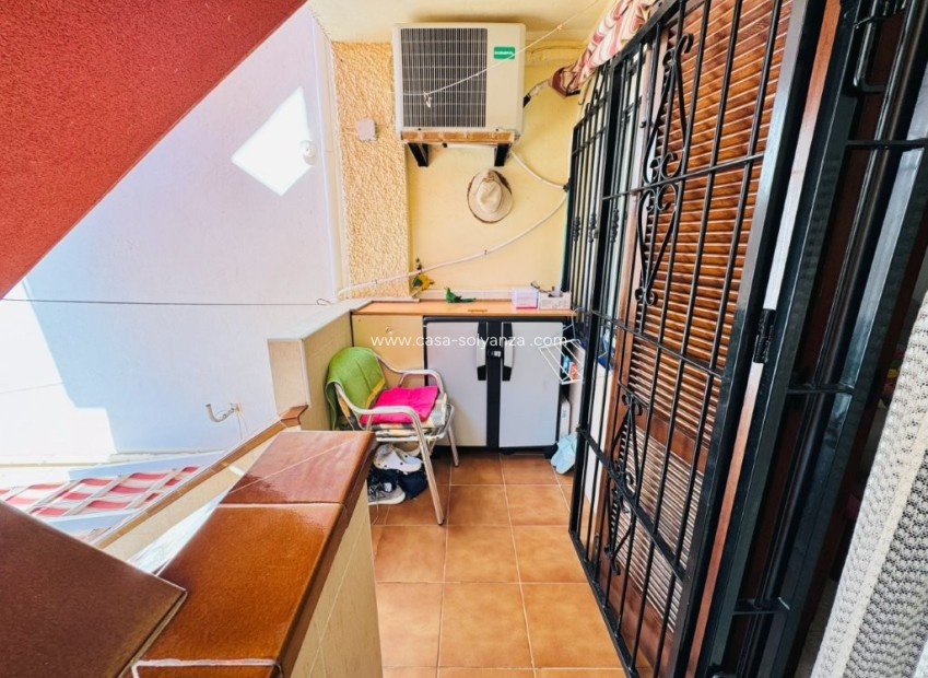 Resale - Apartment / flat - La Mata - Costa Blanca