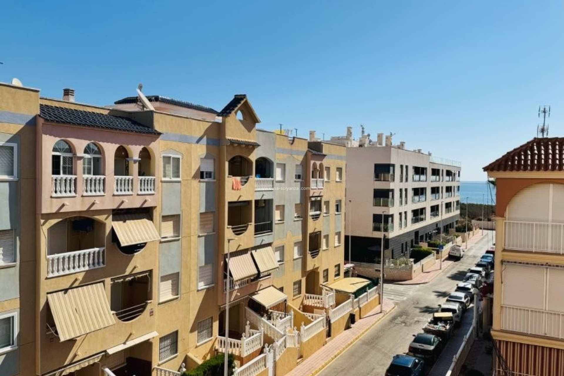 Resale - Apartment / flat - La Mata - Costa Blanca