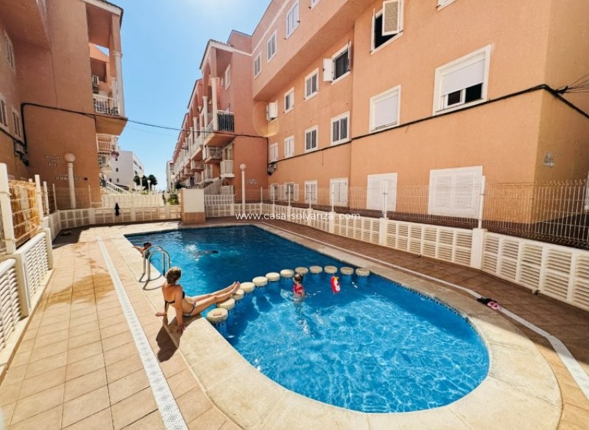 Resale - Apartment / flat - La Mata - Costa Blanca