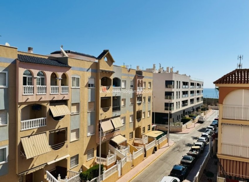 Resale - Apartment / flat - La Mata - Costa Blanca