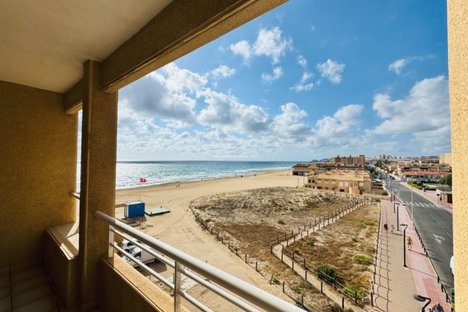 Resale - Apartment / flat - La Mata - Costa Blanca