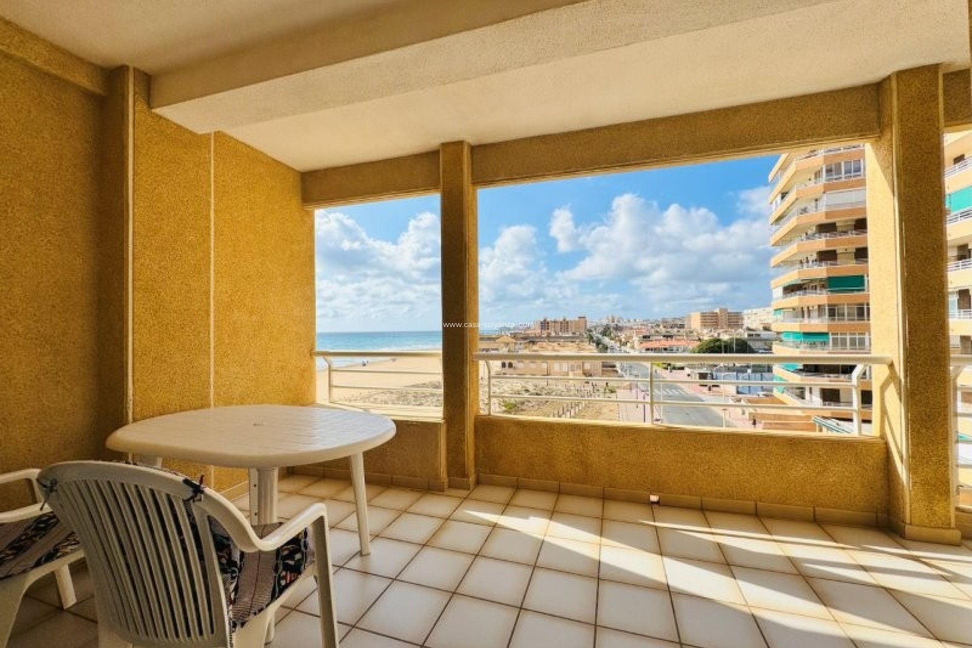 Resale - Apartment / flat - La Mata - Costa Blanca