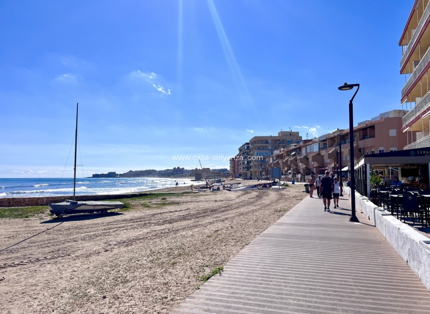 Resale - Apartment / flat - La Mata - Costa Blanca