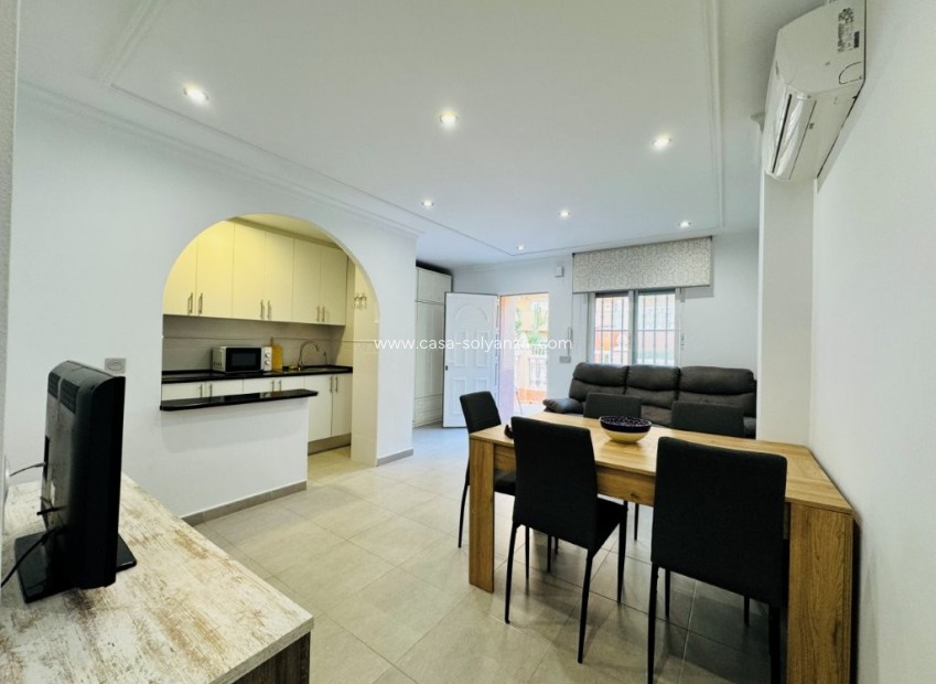 Resale - Apartment / flat - La Mata - Costa Blanca