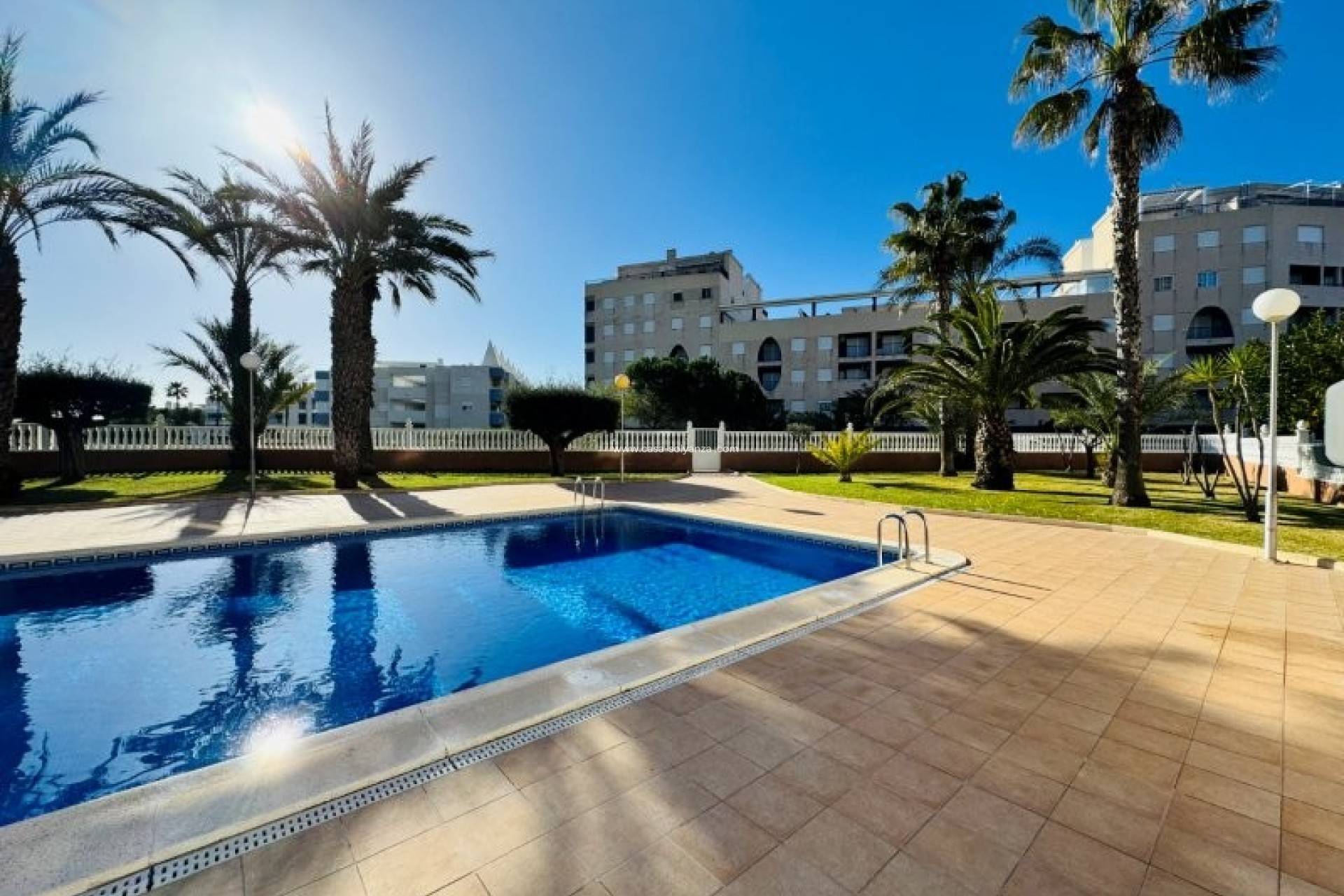 Resale - Apartment / flat - La Mata - Costa Blanca