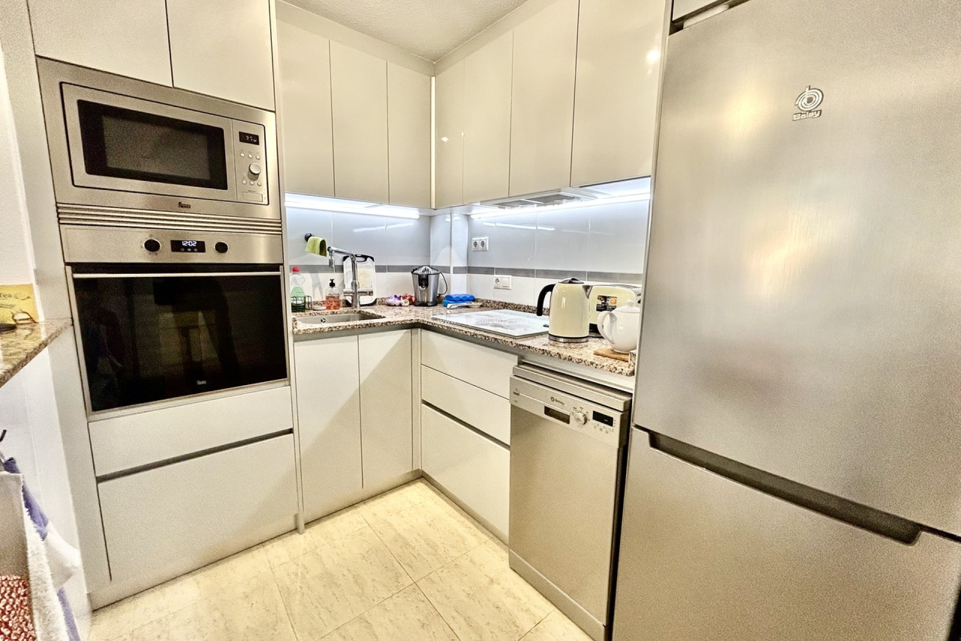 Resale - Apartment / flat - La Mata - Costa Blanca