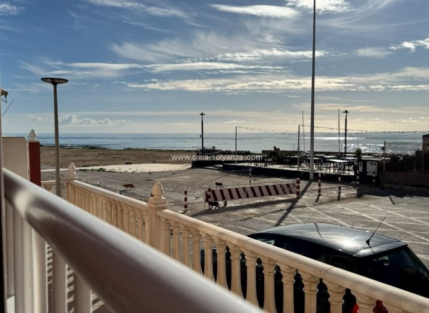 Resale - Apartment / flat - La Mata - Puerto Romano