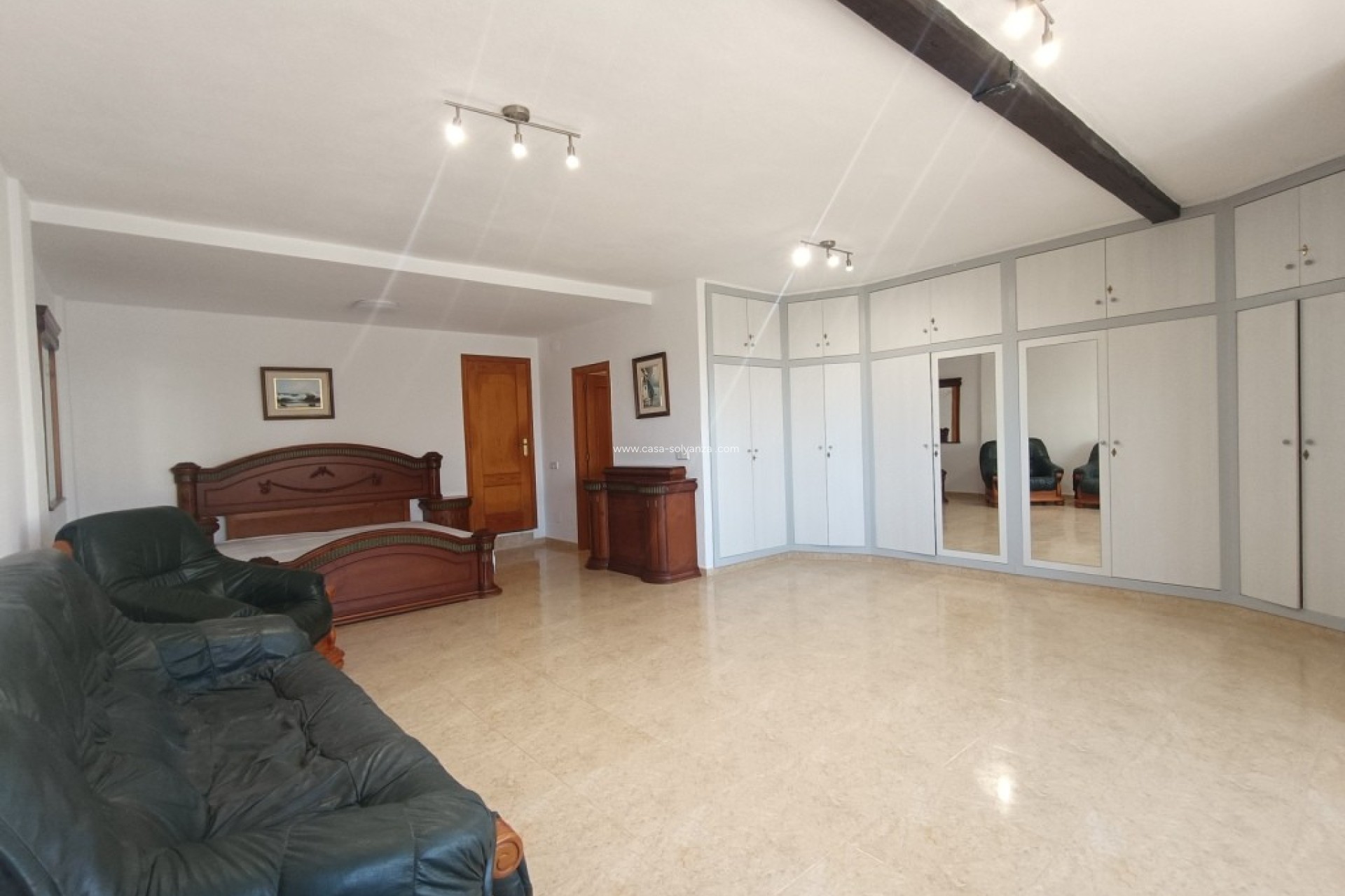 Resale - Apartment / flat - La Mata