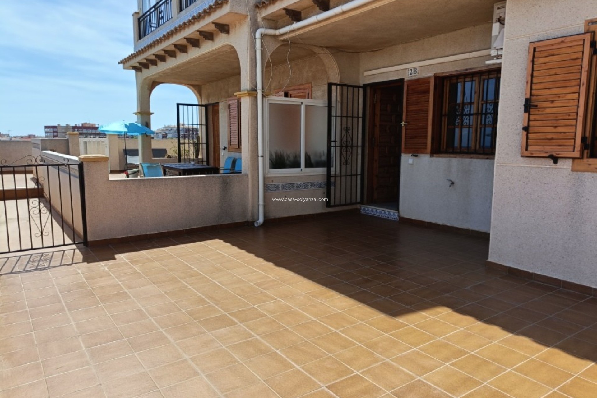 Resale - Apartment / flat - La Mata
