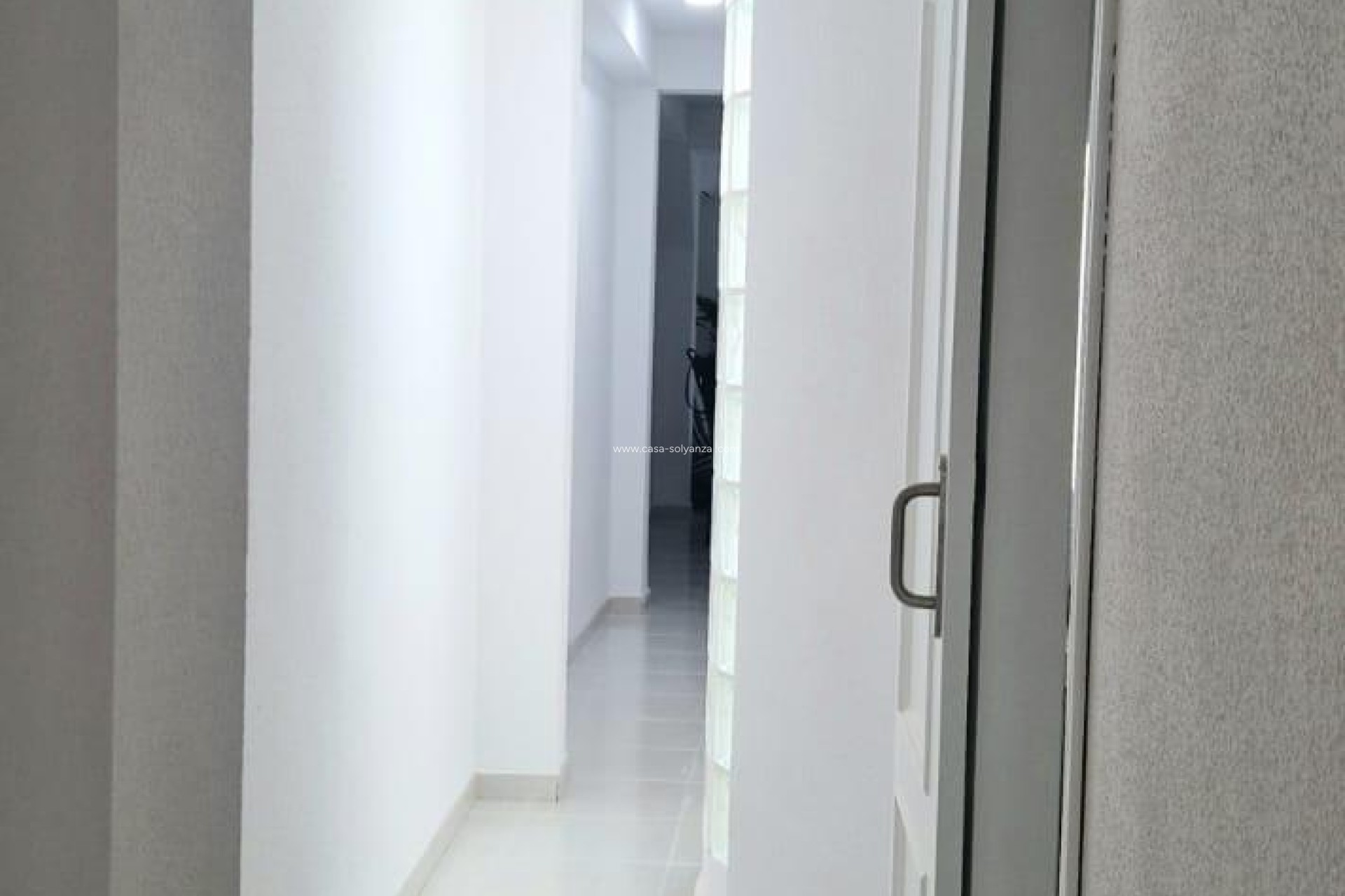 Resale - Apartment / flat - La Nucía - Costa Blanca