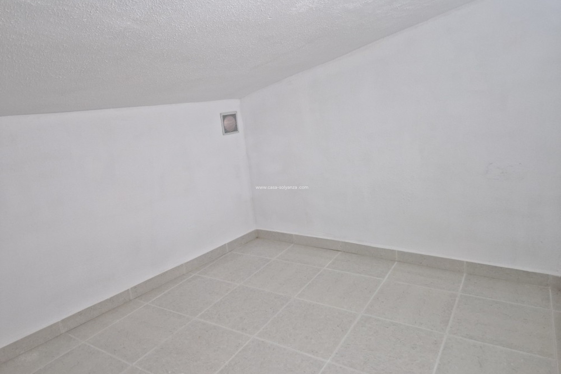 Resale - Apartment / flat - La Nucía - Costa Blanca