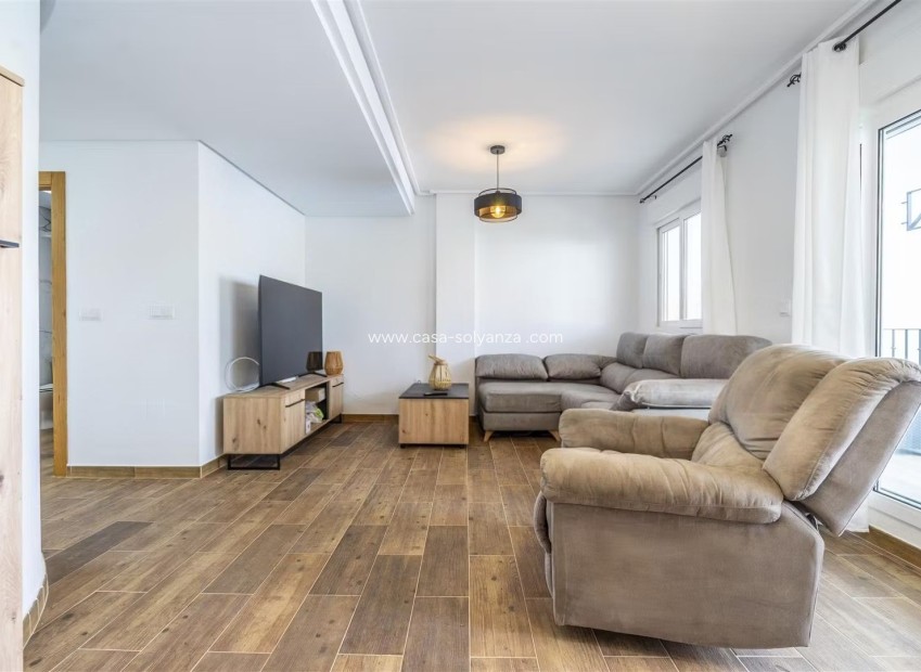 Resale - Apartment / flat - La Torre Golf Resort - Inland