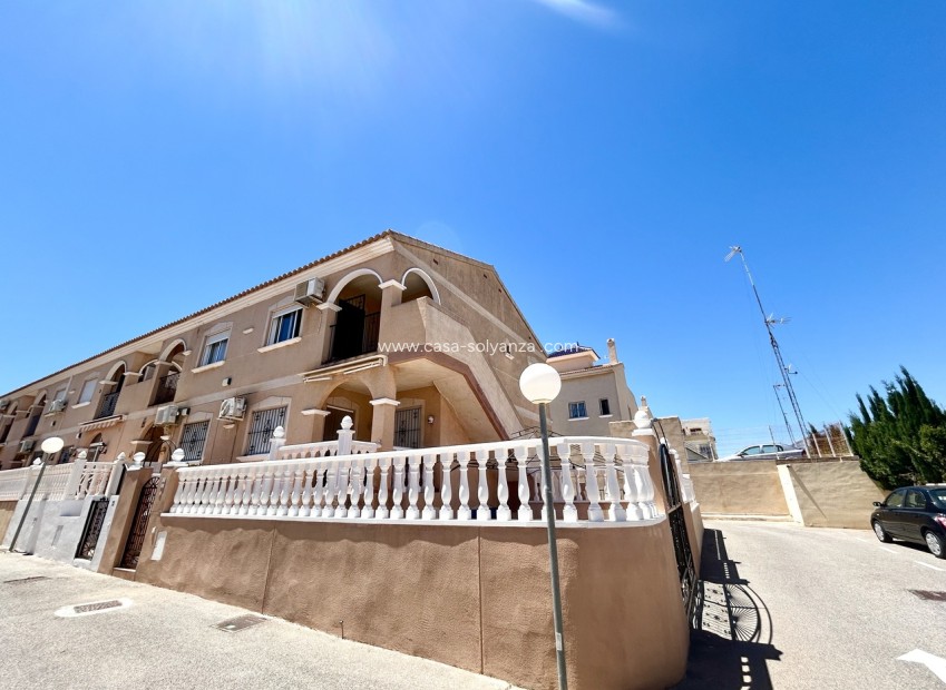 Resale - Apartment / flat - La Zenia - Costa Blanca