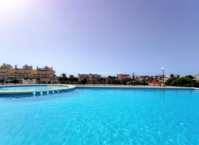 Resale - Apartment / flat - La Zenia
