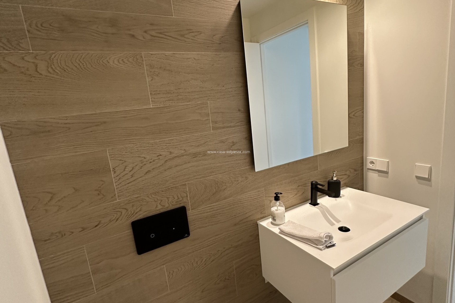 Resale - Apartment / flat - Las Colinas Golf Resort