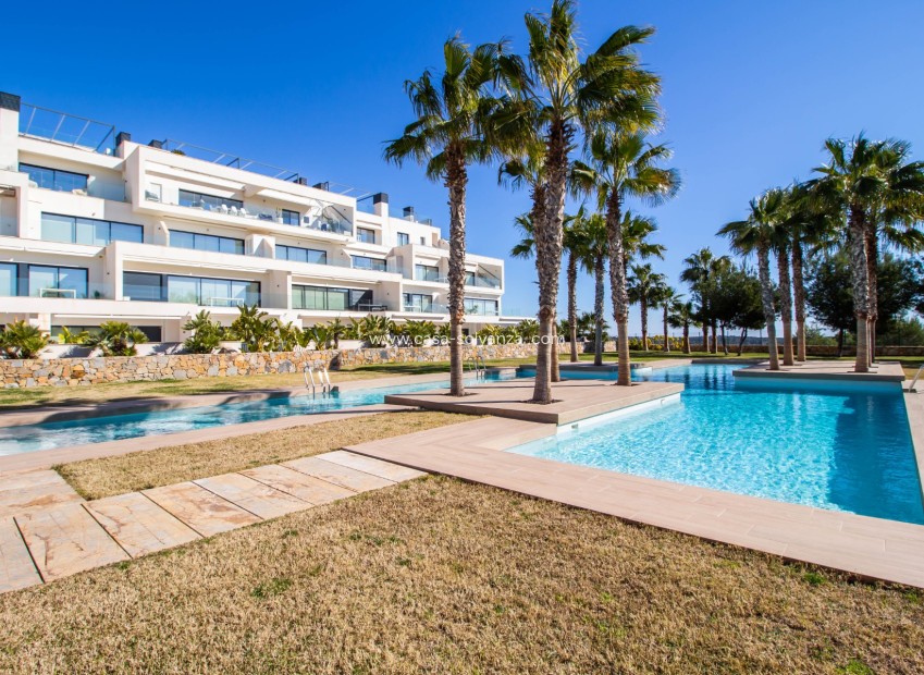 Resale - Apartment / flat - Las Colinas Golf Resort