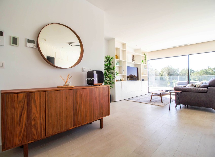 Resale - Apartment / flat - Las Colinas Golf Resort